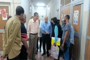 مدير عام مكتب الصحة بعدن يتفقد مستشفى الأمراض النفسية ويطلع على سير العمل