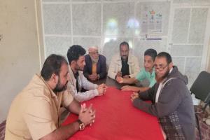 مدير عام مديرية قعطبة  يلتقي منسقي جمعية التكافل الإنساني