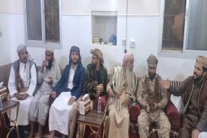 وفد من الفرقة الثالثة قوات الطوارئ يزور الشيخ عبدالله بن مبروك