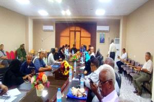 السلطة المحلية بلحج تعقد اجتماعًا استثنائيًا برئاسة نائب المحافظ وتؤكد دعم الأمن والحوار الجنوبي