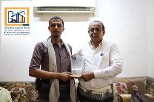 شباب مبادرة خط أبين الدولي يكرّمون رجل الأعمال الشيخ صالح الخضيري