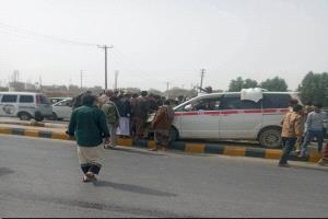 وفاة شخص وإصابة تسعة آخرين جراء حوادث مرورية أمس