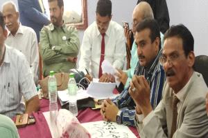 تحت شعار «عدن تجمعنا».. لقاء موسع في مديرية صيرة يطالب بتمثيل عادل لأبناء عدن في الحوار الجنوبي