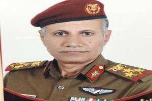 العميد ركن طيار محسن علي أحمد سويدان (الأمريكي) يُعزّي بوفاة الرئيس السابق علي سالم البيض