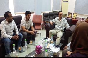 القائم بأعمال صحة عدن يؤكد السعي لتخفيف معاناة المرضى ذوي الدخل المحدود عبر مخيمات طبية مجانية