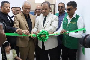 العامري يفتتح وحدة تفتيت الحصوات بالموجات التصادمية بالمركز التخصصي لجراحة الكلى بسيئون