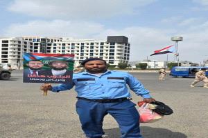 متظاهرون بساحة العروض: الجنوب هدفنا والرياض وجهتنا