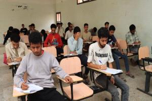 تدشين امتحانات الفصل الدراسي الأول للعام الأكاديمي 2025–2026 بكلية المجتمع بعدن