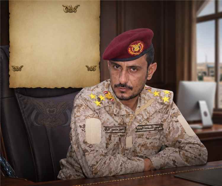العميد أحمد منصور المرقشي يهنئ محافظ أبين بمناسبة تعيينه قائدا لمحور أبين وترقيته إلى رتبة لواء