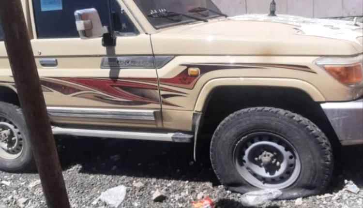 غموض يحيط بملابسات استهداف شيخ قبلي في إب بعبوة ناسفة