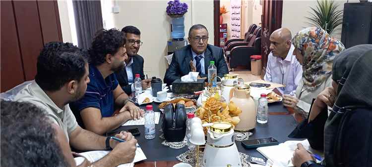 جامعة عدن تبحث مع منظمة أوكسفام آليات تسريع تنفيذ مشروع «بلدي» وتعزيز أثره التنموي 