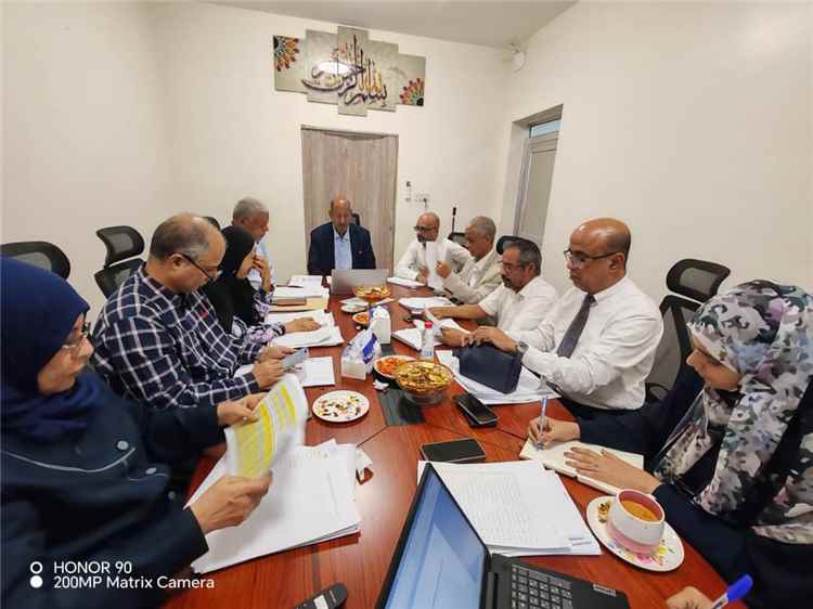 في اجتماع له .. المجلس الطبي الأعلى يناقش عدداً من القضايا المهنية والأكاديمية والتنظيمية للعام 2026 