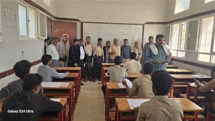 الوكيل الكربي يدشّن اختبارات الثانوية العامة بحضور مدير عام 
