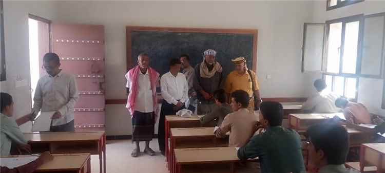 السلطة المحلية ومدير التربية يدشنان اختبارات إنهاء شهادة الث