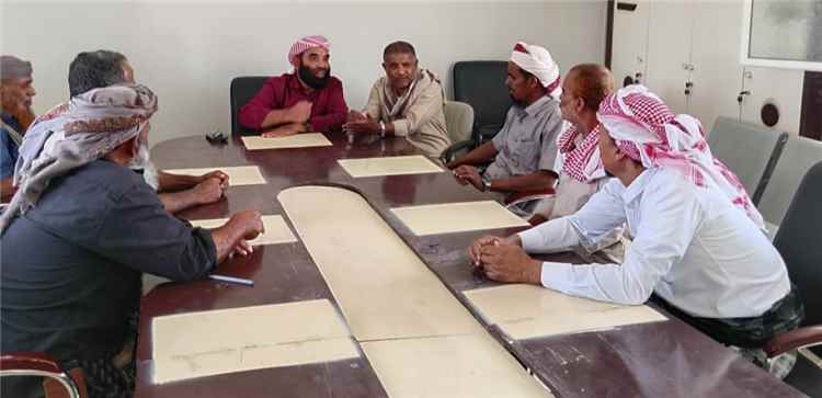 أمين عام محلي ميفعة يلتقي أهالي جول الشيخ عبدالمانع للاستماع