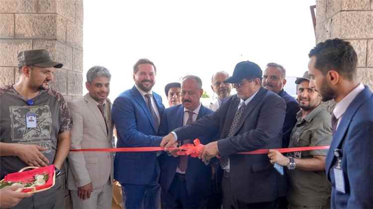 وزير النقل يفتتح المركز الوطني لتدريب أمن الطيران 
