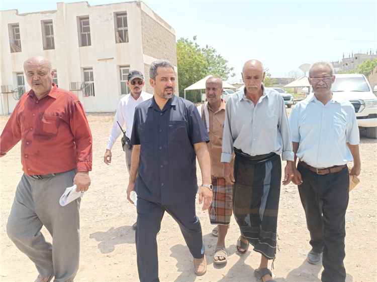 لحج: المحافظ "الحالمي" يوجه بدعم كلية صبر للعلوم وترميم مراف