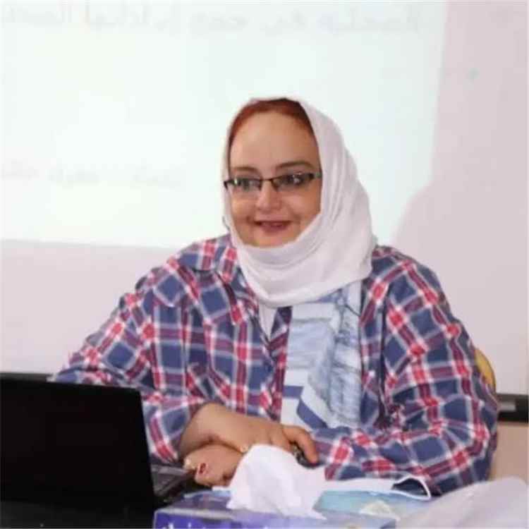 اللجنة الوطنية للمرأة تبارك فوز الحقوقية عفراء الح