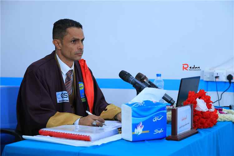 أول أطروحة دكتوراه يمنية تدمج تكنولوجيا المعلومات 