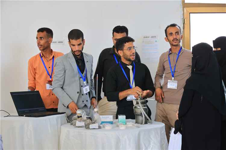 البروفيسور الشعيبي يشيد بالمشاريع والابتكارات الطل