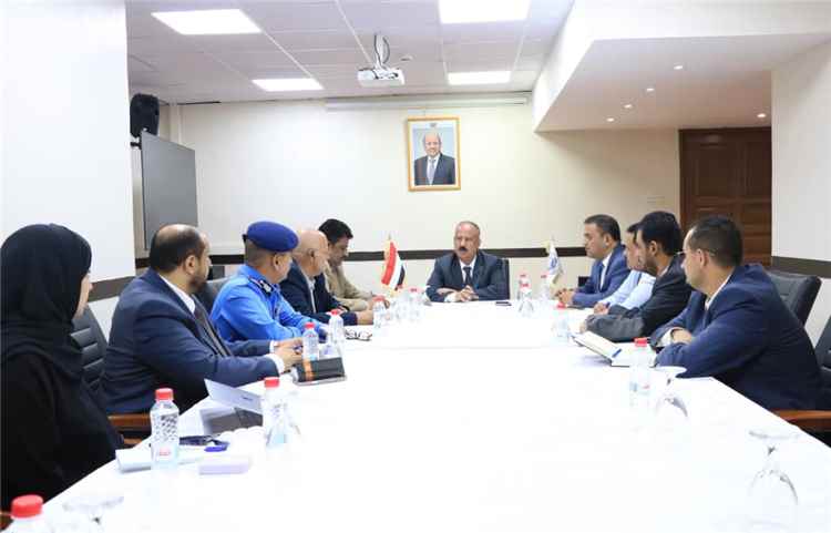 وزير النقل يناقش مع مجلس إدارة الهيئة العامة لتنظيم شؤون الن