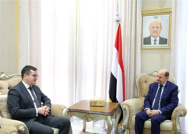 رئيس الوزراء يستقبل سفير جمهورية روسيا الاتحادية
