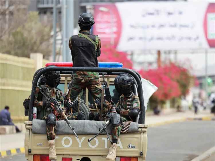تحركات يمنية لحشد موقف أوروبي أكثر حزماً تجاه الحوثيين 