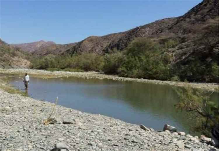 شبح الجفاف يهدد مديريات يافع بأبين.. ومخاوف من نزوح السكان مع تراجع مصادر المياه