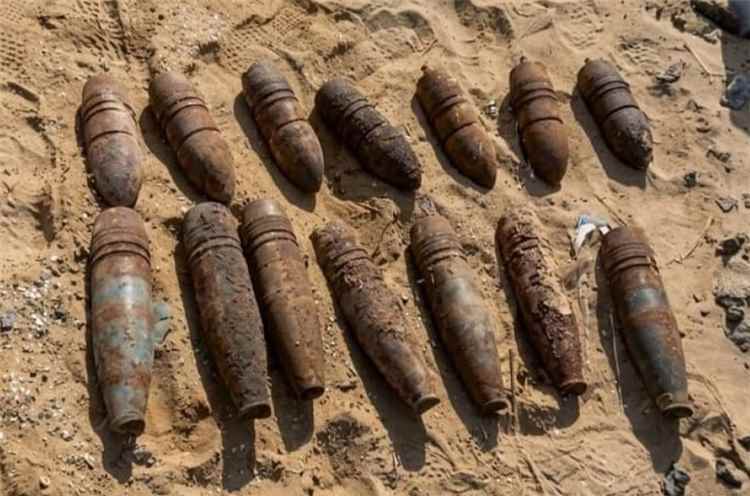 "مسام" يعلن العثور على 30 قذيفة من مخلفات الحرب بمنطقة صلاح الدين بعدن