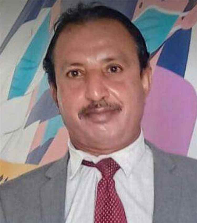 مدير الصحة بأحور يعزي الحاج علي محمد دربج بوفاة زوجته