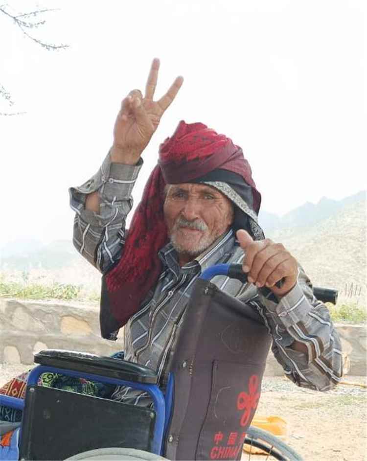 شباب حداء ينعون العميد أحمد ناصر العزي