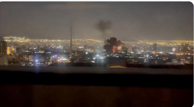 عاجل: استهداف مبنى هيئة الإذاعة والتلفزيون الإيراني في طهران