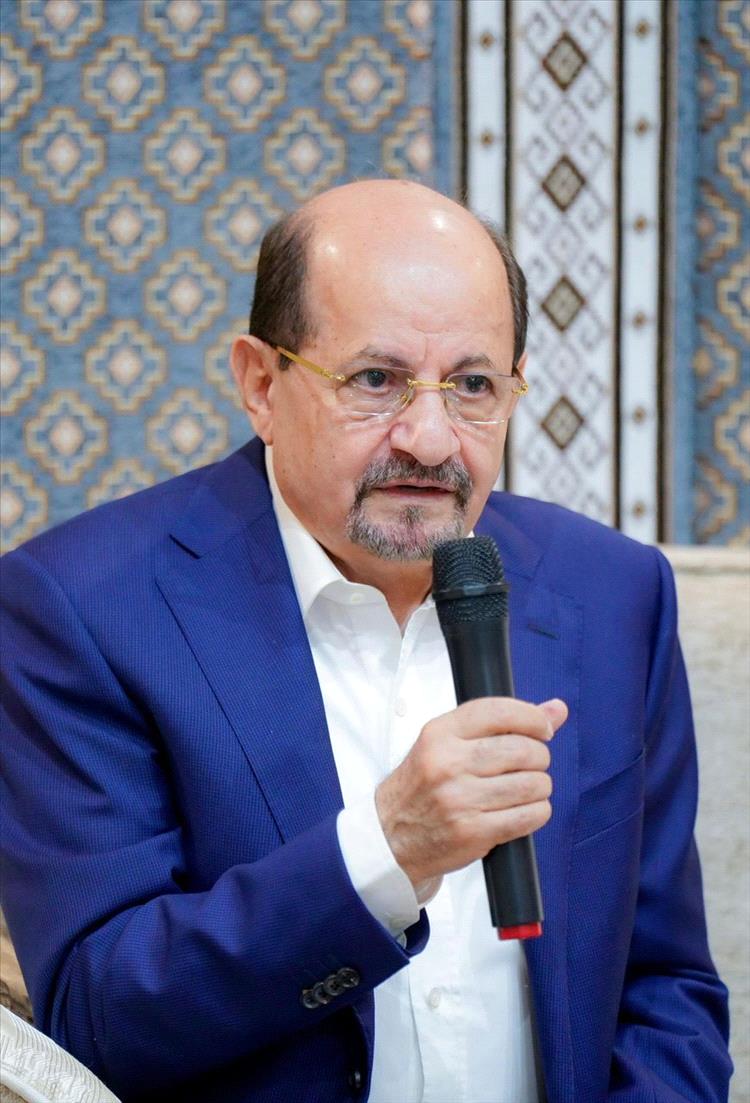 رئيس الوزراء يؤكد ان العلاقة بين الحكومة والاعلام شراكة أصيلة في معركة الوعي وبناء الدولة