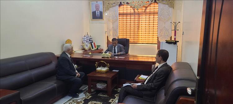 وزير التعليم العالي و رئيس جامعة لحج يبحثان سبل تطوير الأداء الأكاديمي والإنشائي بالجامعة