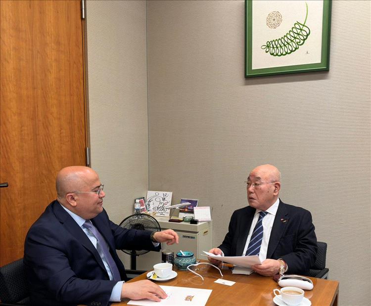 طوكيو: السفير السنيني يبحث مع المستشار الخاص لرئيسة الوزراء مستجدات الأوضاع في اليمن والمنطقة