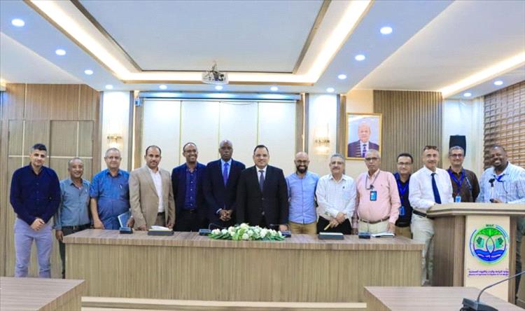 الوزير السقطري يبحث مع منظمة (الفاو) مشاريع تنمية الثروة الزراعية والسمكية