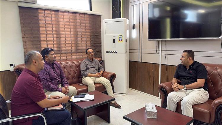 وكيل وزارة الصحة يطّلع على أوضاع القطاع الصحي في عدن