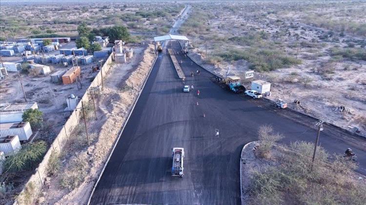 غدًا.. استكمال أعمال الأسفلت بالشارع الرئيسي في لودر ودعوة للتعاون