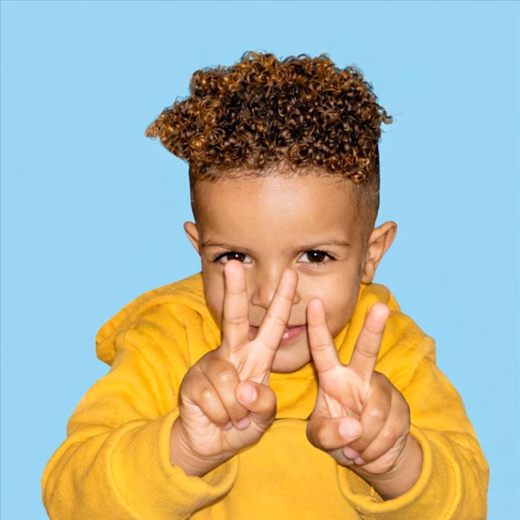 وفاة طفل اثر حادثة دهس بطقم عسكري بكريتر