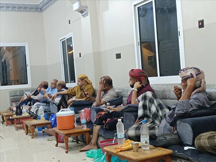 أمسية رمضانية عامرة بالمحبة والوفاء في منزل المناضل أحمد عبد الله المجيدي بعدن