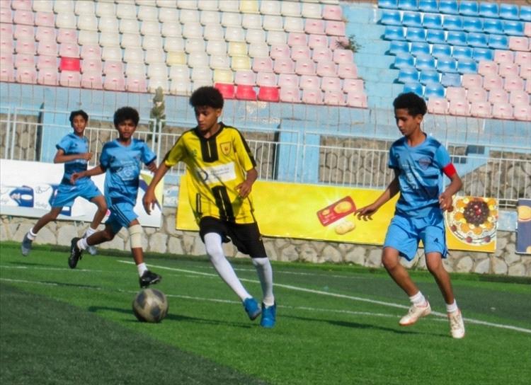 أشبال الصقر بالعلامة الكاملة والرشيد يتصدر الناشئين في بطولة تعز الرمضانية