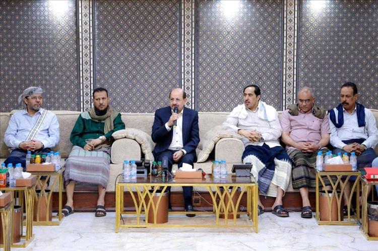 وزير التربية العبادي يشارك في الأمسية الرمضانية المنعقدة برئاسة دولة رئيس الوزراء شائع الزنداني بعدن 