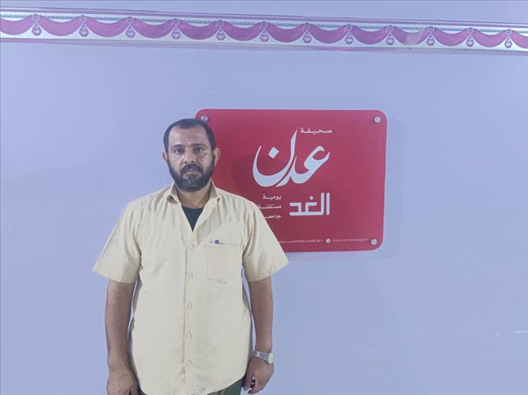 سائق قاطرة يرفع مظلمته لمجلس القيادة الرئاسي ويناشد إنصافه