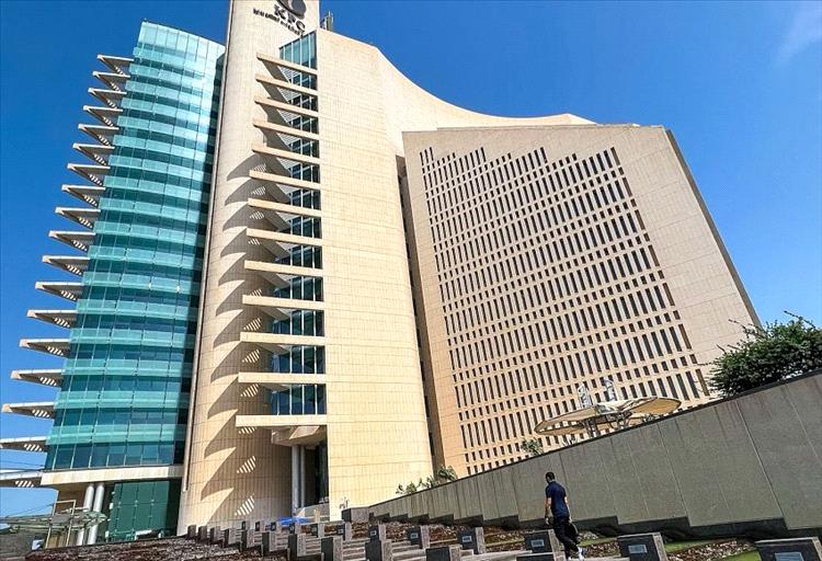 الكويت تنفذ تعديلاً احترازياً على الإنتاج في ظل التطورات الإقليمية