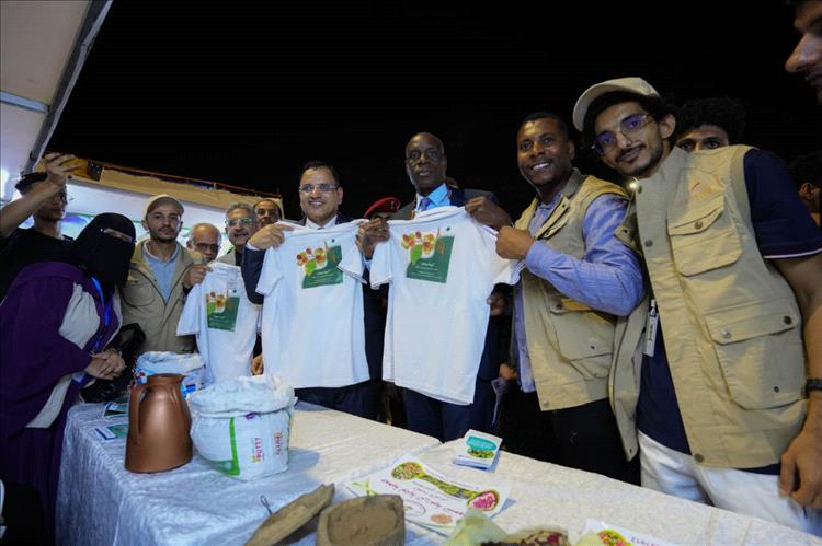 منظمة عبس التنموية للمرأة والطفل تشارك في المعرض الوطني للبن بعدن