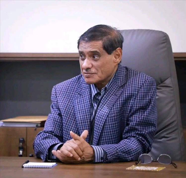 البحسني يعزي في وفاة العميد حسن الكشم العليي ويشيد بإسهاماته العسكرية