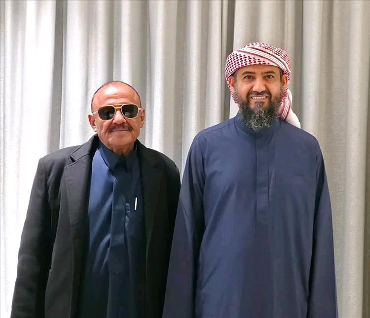 عضو مجلس القيادة "المحرّمي" يطّلع على الجاهزية القتالية للمنطقة العسكرية الرابعة