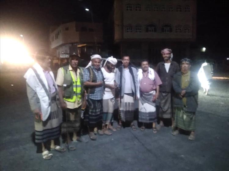 مدير عام لودر يتفقد إصلاح وسفلتة شوارع المدينة ويشيد بجهود مؤسسة الناصر وشباب المبادرة