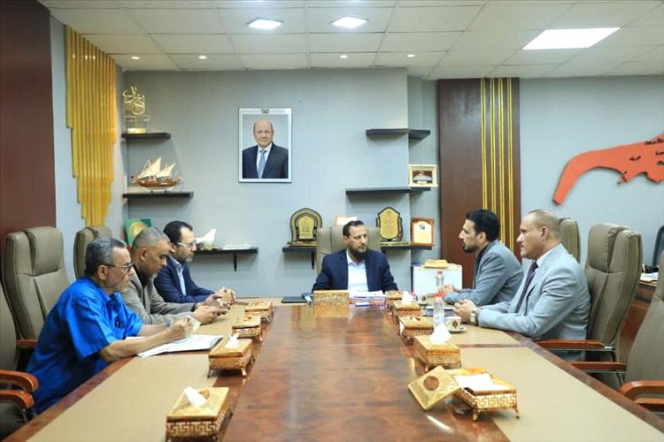 محافظ عدن يناقش التعاون مع نقابة المهندسين ويطّلع على أنشطة الجامعة الألمانية الدولية
