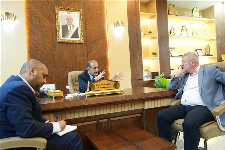 وزير الصحة يلتقي ممثل اليونيسف ويبحثان تعزيز التعاون في البرامج الصحية